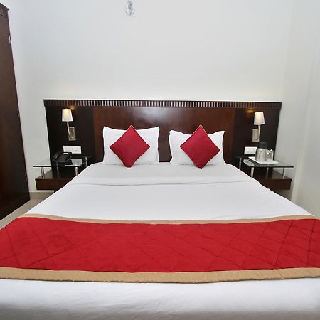 Oyo 435 Hotel Amshi International Bangalore Buitenkant foto