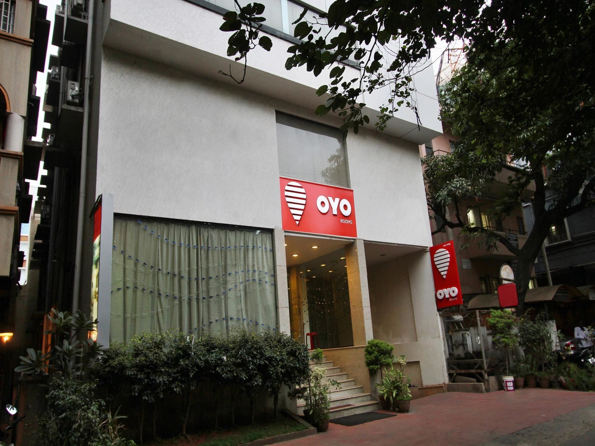 Oyo 435 Hotel Amshi International Bangalore Buitenkant foto